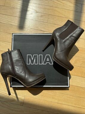 MIA Dark Brown Leather Platform Ankle Boots